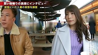 生ハメ希望の淫乱人妻がチ○ポ求めて乱れちゃう激ハメsexでダダ漏れ絶頂